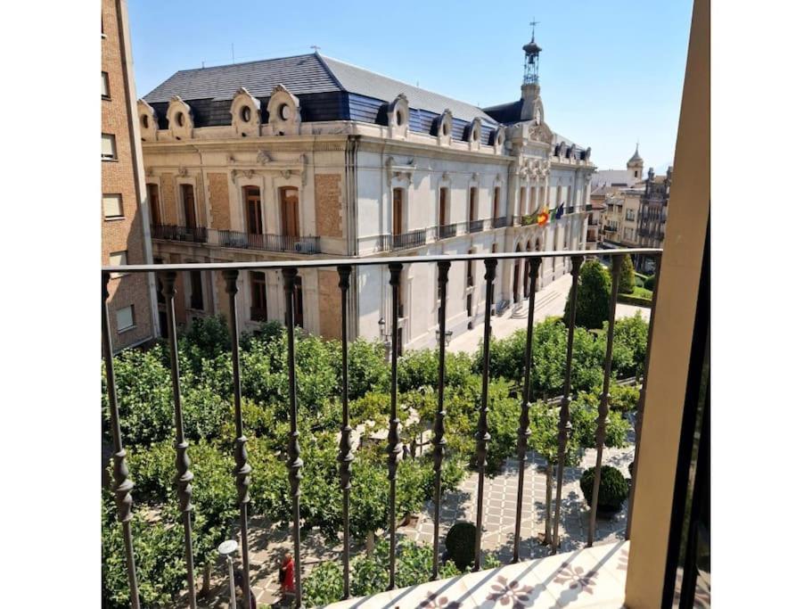 Duplex De Diseno Jaen Centro-Catedral Apartman Kültér fotó
